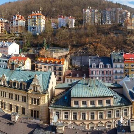 Karlovy Vary Zamecky Vrch Leilighet Eksteriør bilde